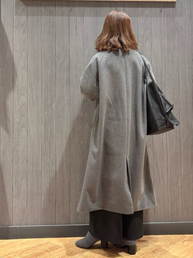 meiさんの「SHOO･LA･RUE｜【洗濯機可/S-LL/体型カバー】女性らしい美シルエット チュニックニットワンピース」を使ったコーディネート