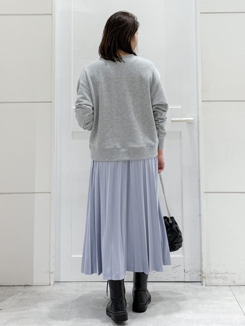 yuka.aさんの「OPAQUE.CLIP｜コード刺繍裏毛プルオーバー【洗濯機OK】」を使ったコーディネート