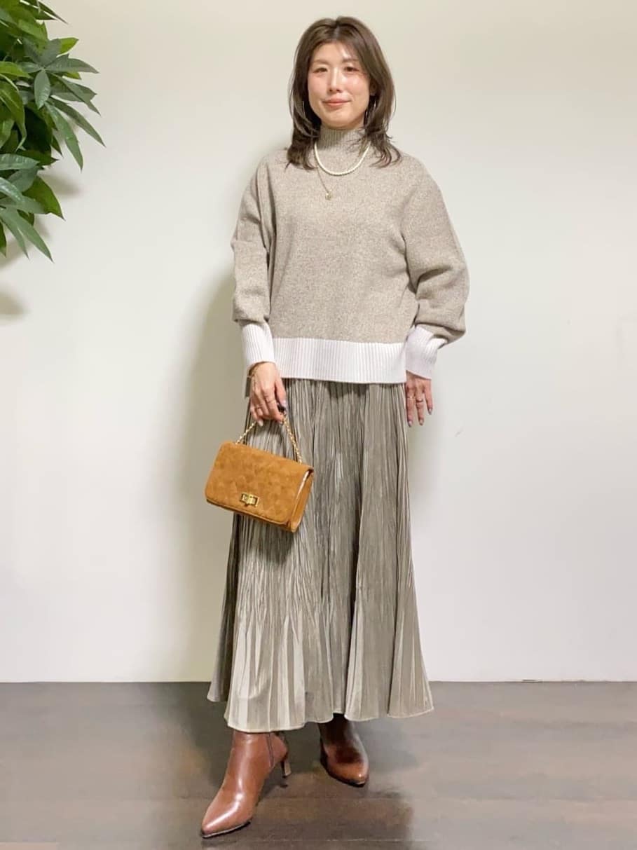 tomoさんの「UNTITLED｜【8色展開/洗える】ウールカシミヤ ハイネックニット」を使ったコーディネート