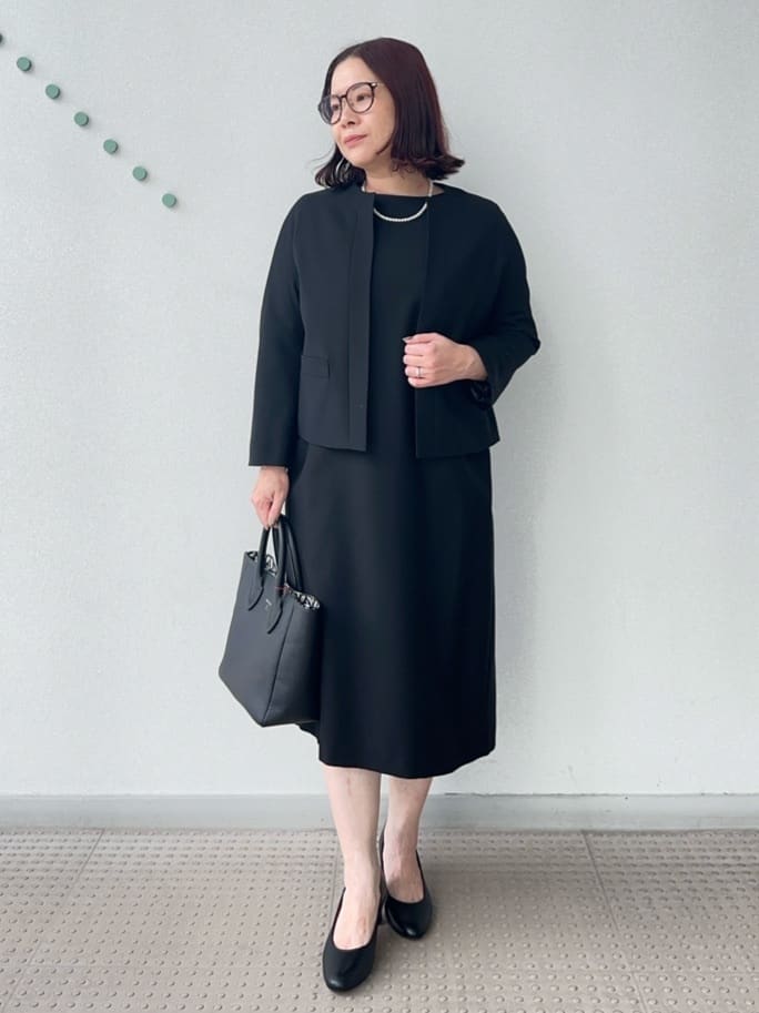 Asamiさんの「DRESSTERIOR｜【セットアップ可】ブラックフォーマルワンピース」を使ったコーディネート