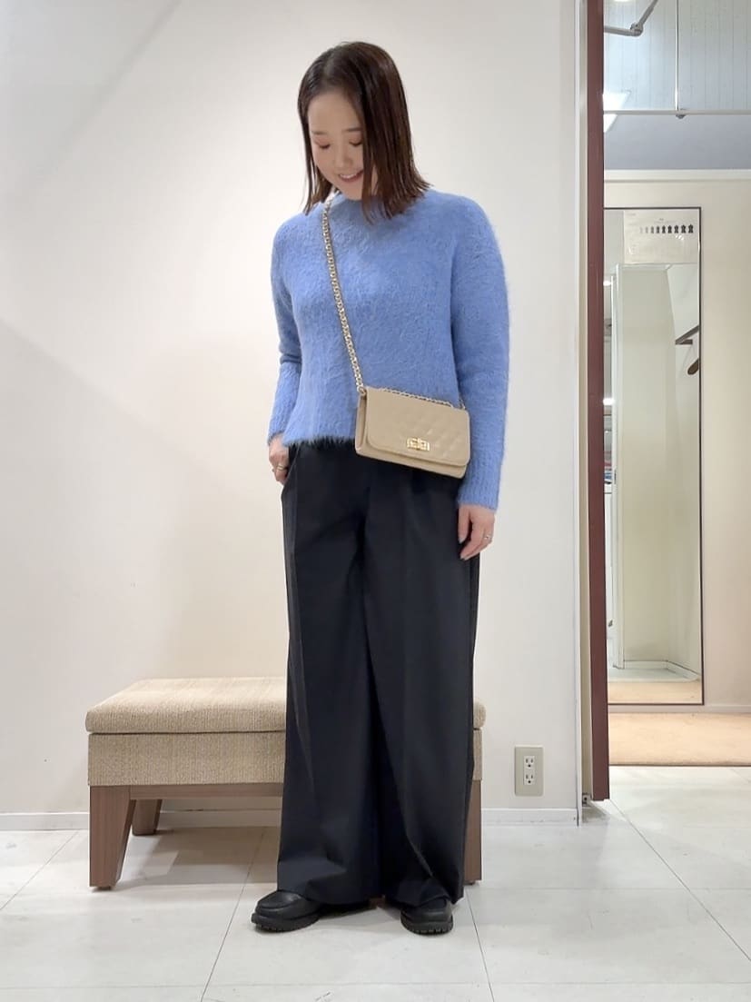 YUIさんの「UNTITLED｜【はっ水機能/フード取り外し可/防寒】ロングダウンコート」を使ったコーディネート