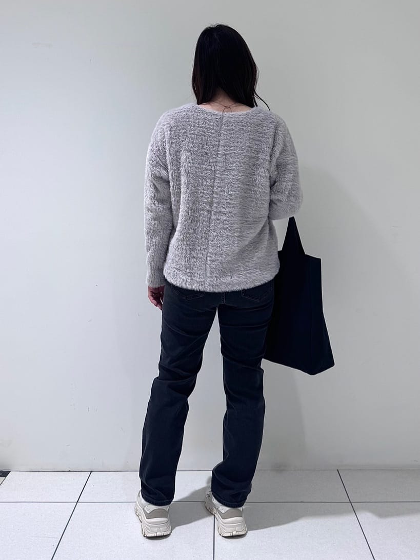 そんさんの「INDIVI｜【洗える】エアリーシャギートップス」を使ったコーディネート