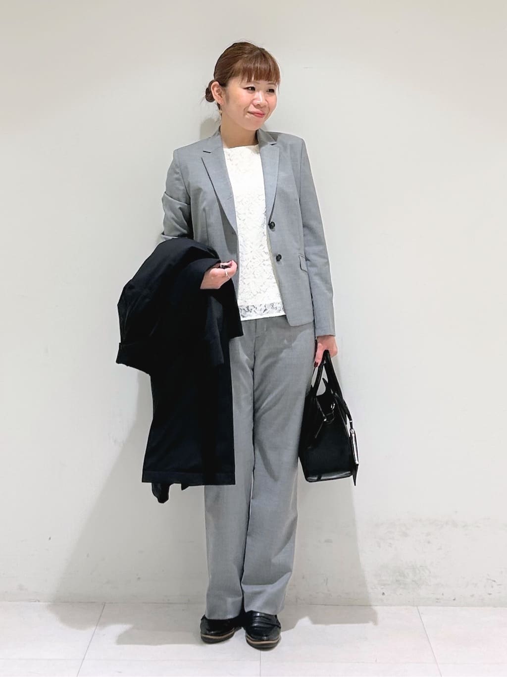 tsuyuさんの「INDIVI｜【超軽量／蓄熱】ライトパフチェスターコート」を使ったコーディネート