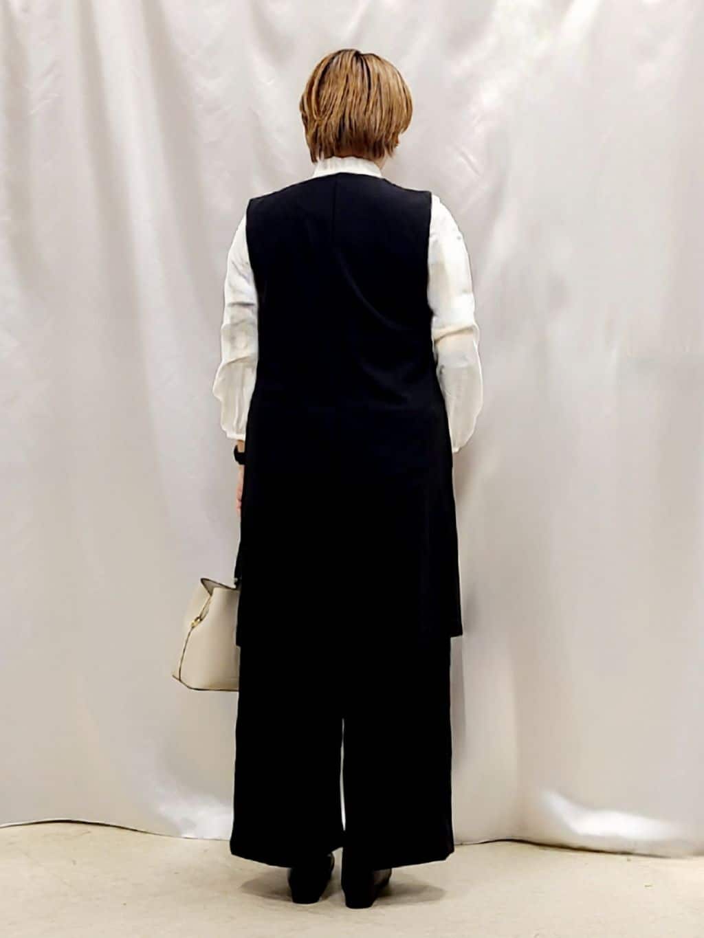 Chiiさんの「SHOO･LA･RUE｜【洗濯機可/S-3L】リボンボウタイが魅力　大人の華やかブラウス」を使ったコーディネート