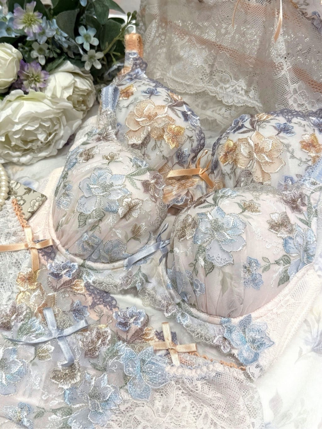 maiさんの「Risa Magli｜ドーラ ブラジャー （D-F） ＜サイドシェイプ＞」を使ったコーディネート