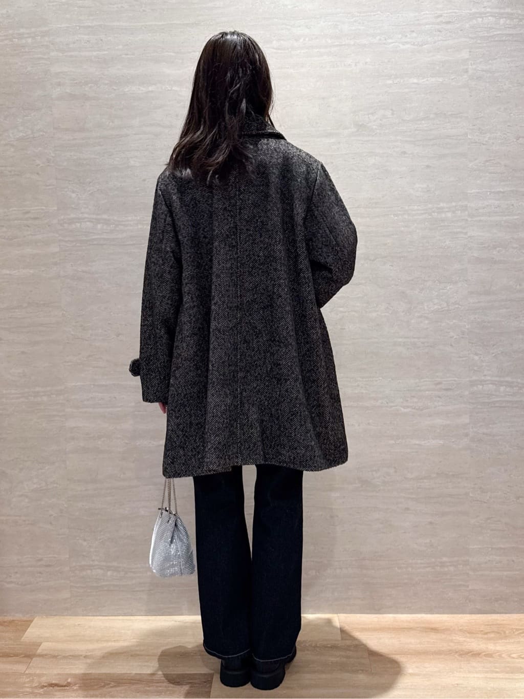 Hinaさんの「OPAQUE.CLIP｜ヘリンボーンステンカラーコート」を使ったコーディネート