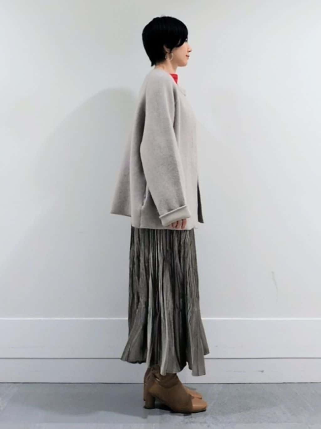 ミズタさんの「UNTITLED｜【アンサンブル可/洗える】シルクウールカシミヤ ドルマンスリーブニット」を使ったコーディネート