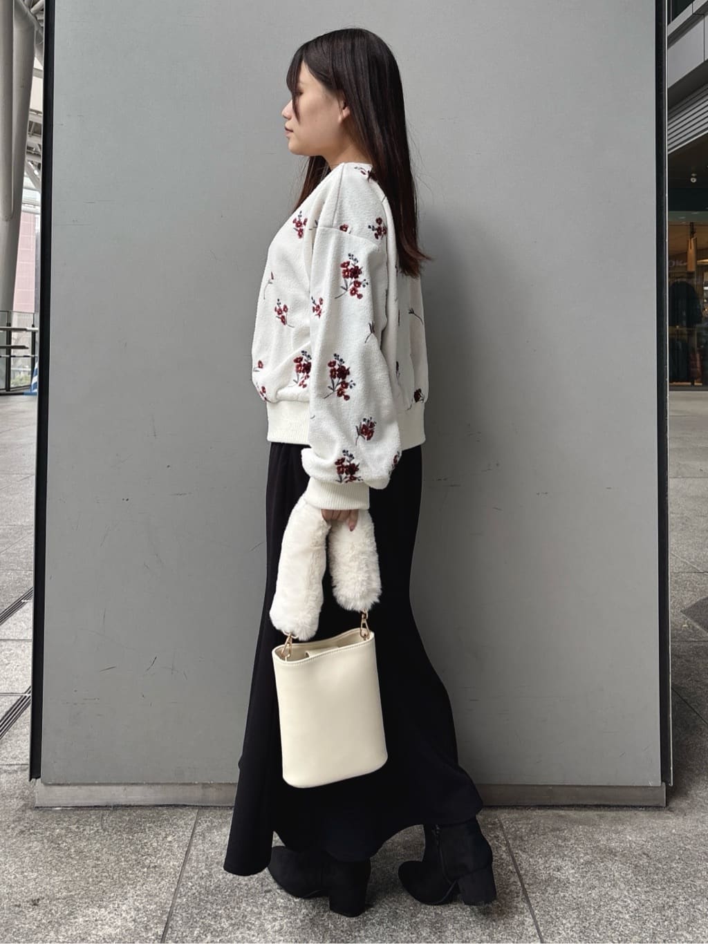 まっきーさんの「ESPERANZA｜折り返しフェイクファー2WAYショートブーツ」を使ったコーディネート