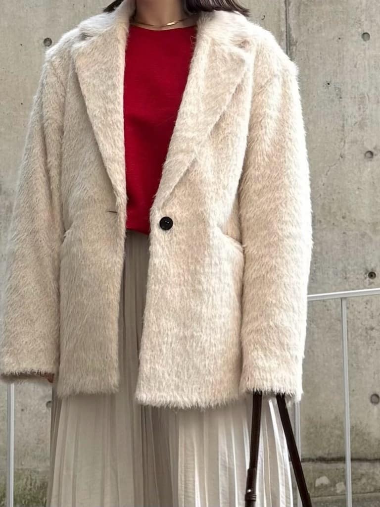 chさんの「THE SHOP TK｜纏うだけで大人上品 シャギーチェスターハーフコート」を使ったコーディネート