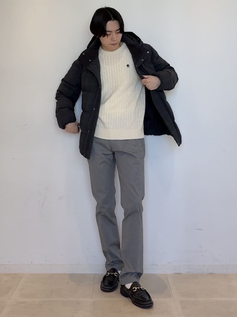 Tightさんの「TAKEO KIKUCHI｜【LIMITED】ワンポイント刺繍ケーブルニット」を使ったコーディネート