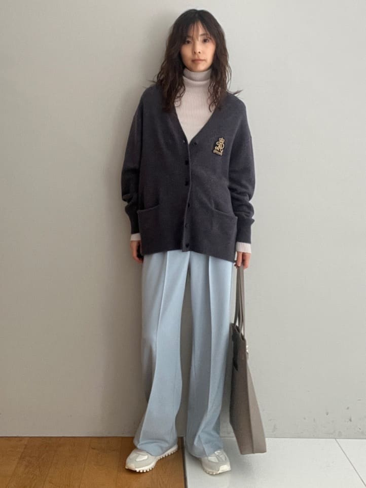 misaさんの「DRESSTERIOR｜シルクブレンドメリノウールリブプルオーバー」を使ったコーディネート
