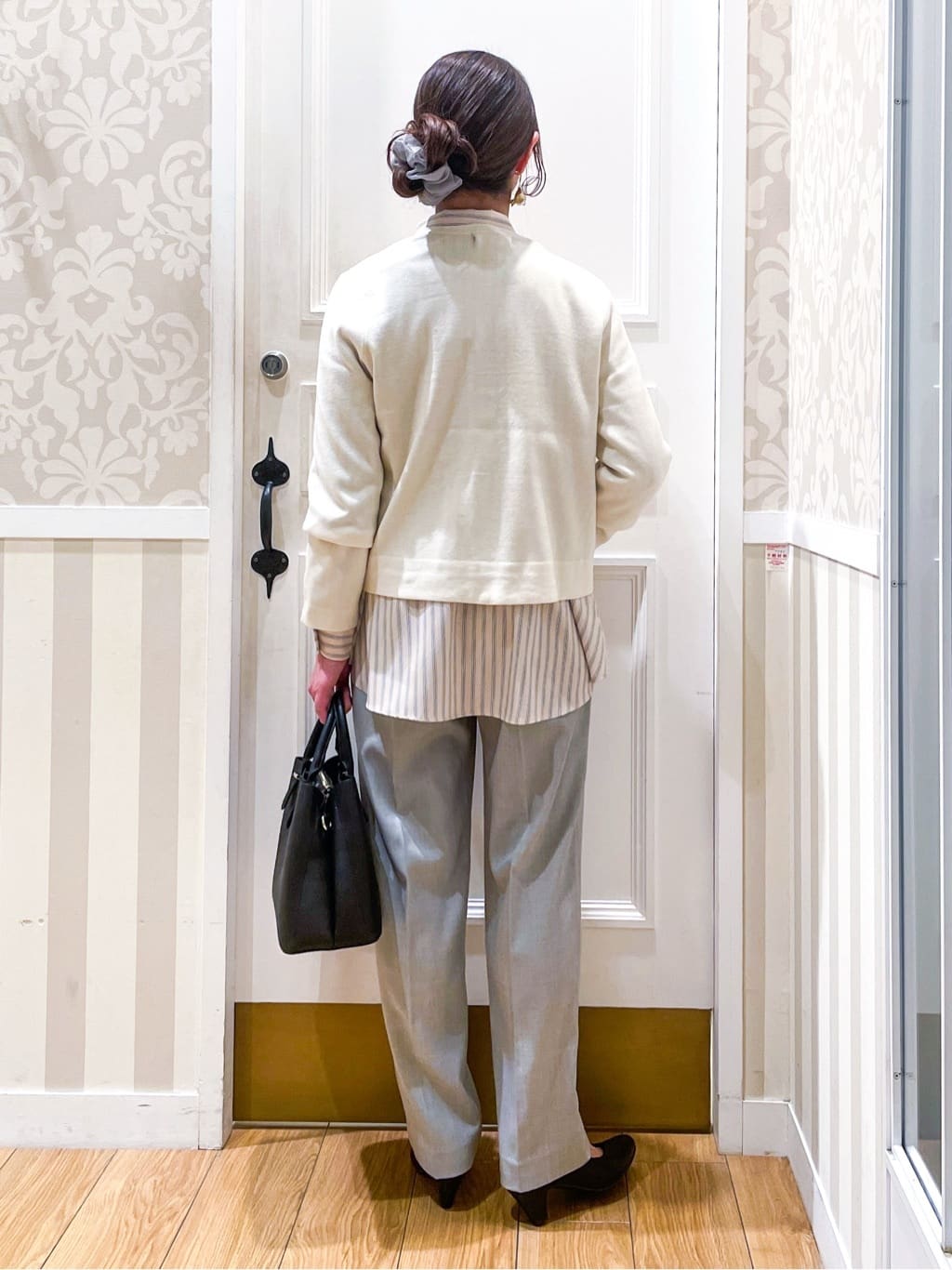 Naoさんの「grove｜【マシンウォッシュ/防シワ/S-3L】着回しできるカセット服テーパードパンツ」を使ったコーディネート