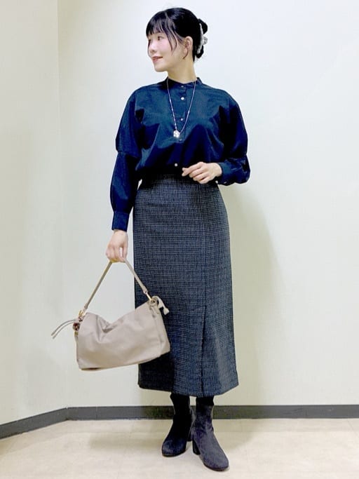  beni_gingerさんの「Reflect｜【さらっと一枚で決まる／重ね着にもおすすめ◎】タックスリーブシャツブラウス」を使ったコーディネート