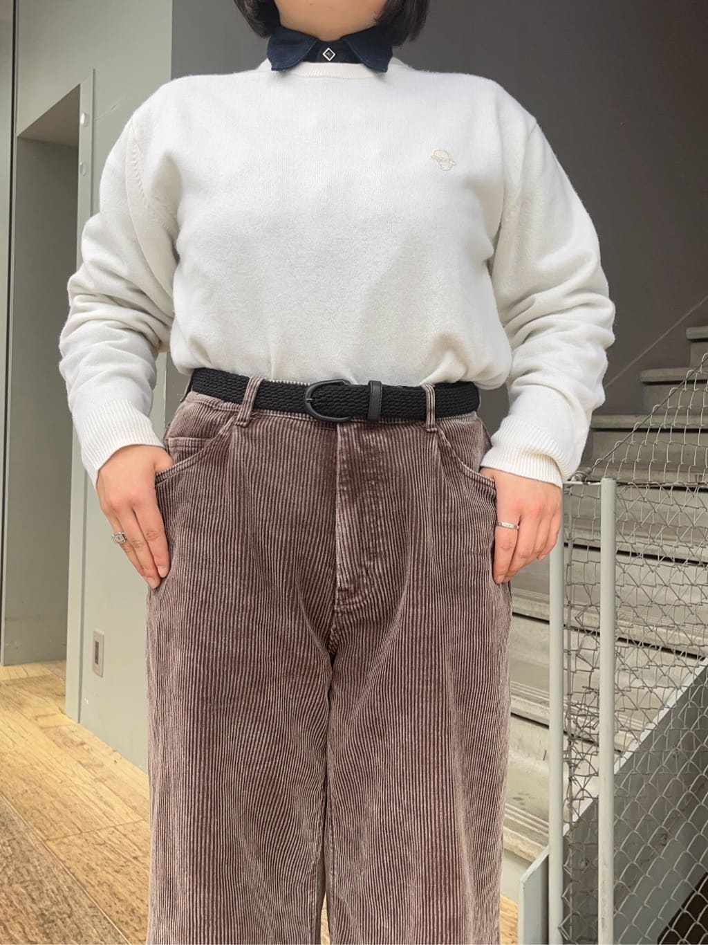 karunaさんの「TAKEO KIKUCHI｜【Air Palette Knit】ワンポイント カラーニット プルオーバー」を使ったコーディネート