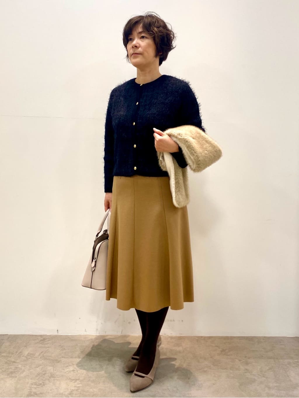 oharaさんの「Reflect｜【お食事会やお出かけに◎】ふんわりジャカード編みカーディガン」を使ったコーディネート