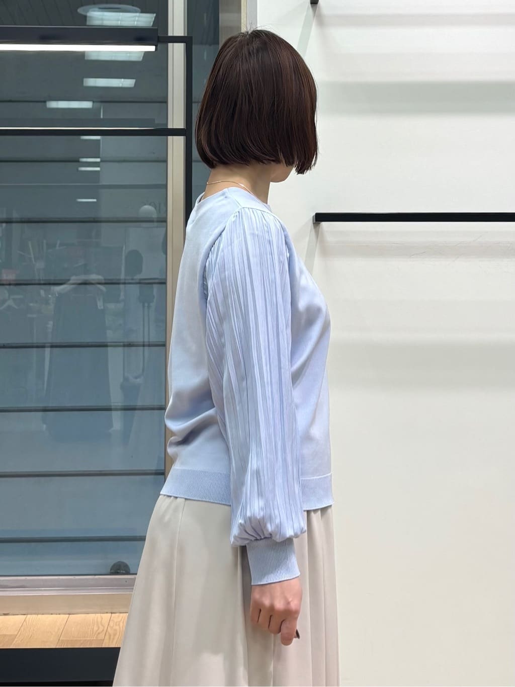 asamiさんの「INDIVI｜【洗える／華やか】袖プリーツニット」を使ったコーディネート