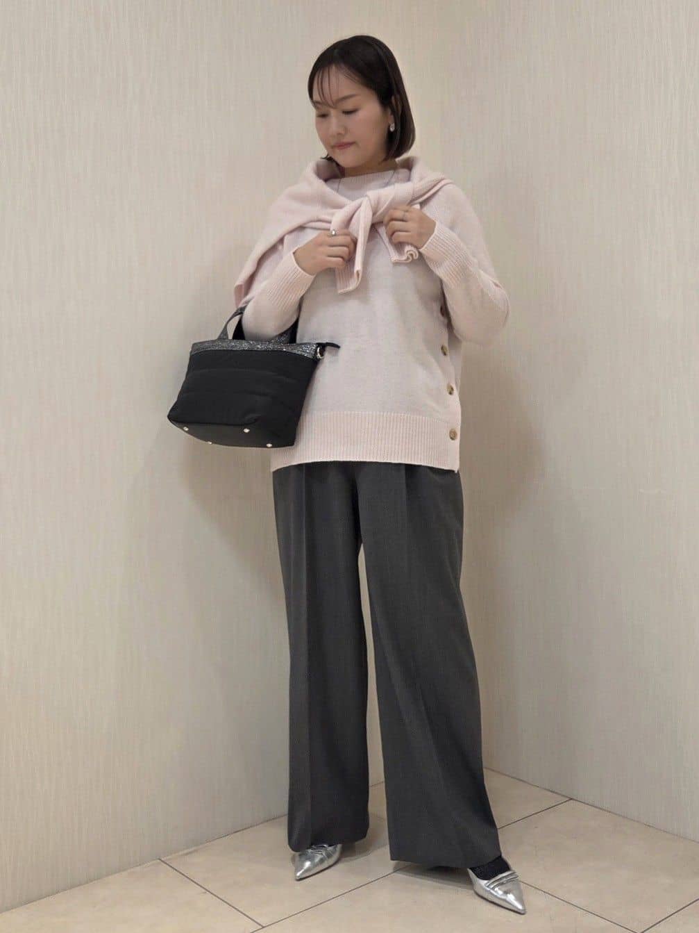 naokoさんの「UNTITLED｜【はっ水機能/フード取り外し可】ミディダウンコート」を使ったコーディネート