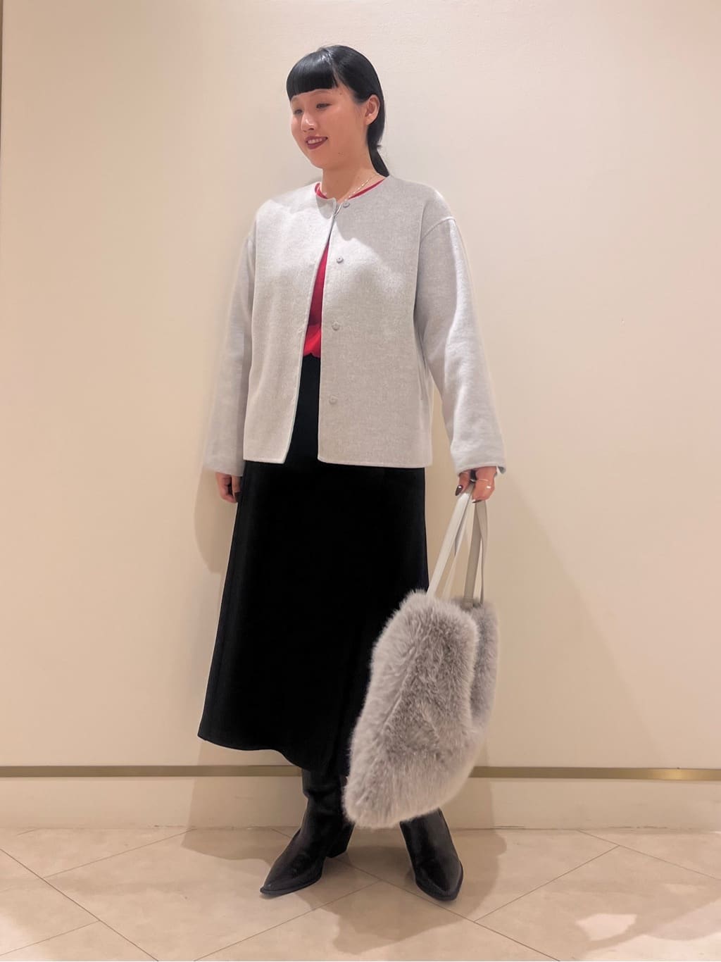 hasuさんの「INDIVI｜【配色デザイン／ショート丈】ウールリバー ノーカラーコート」を使ったコーディネート