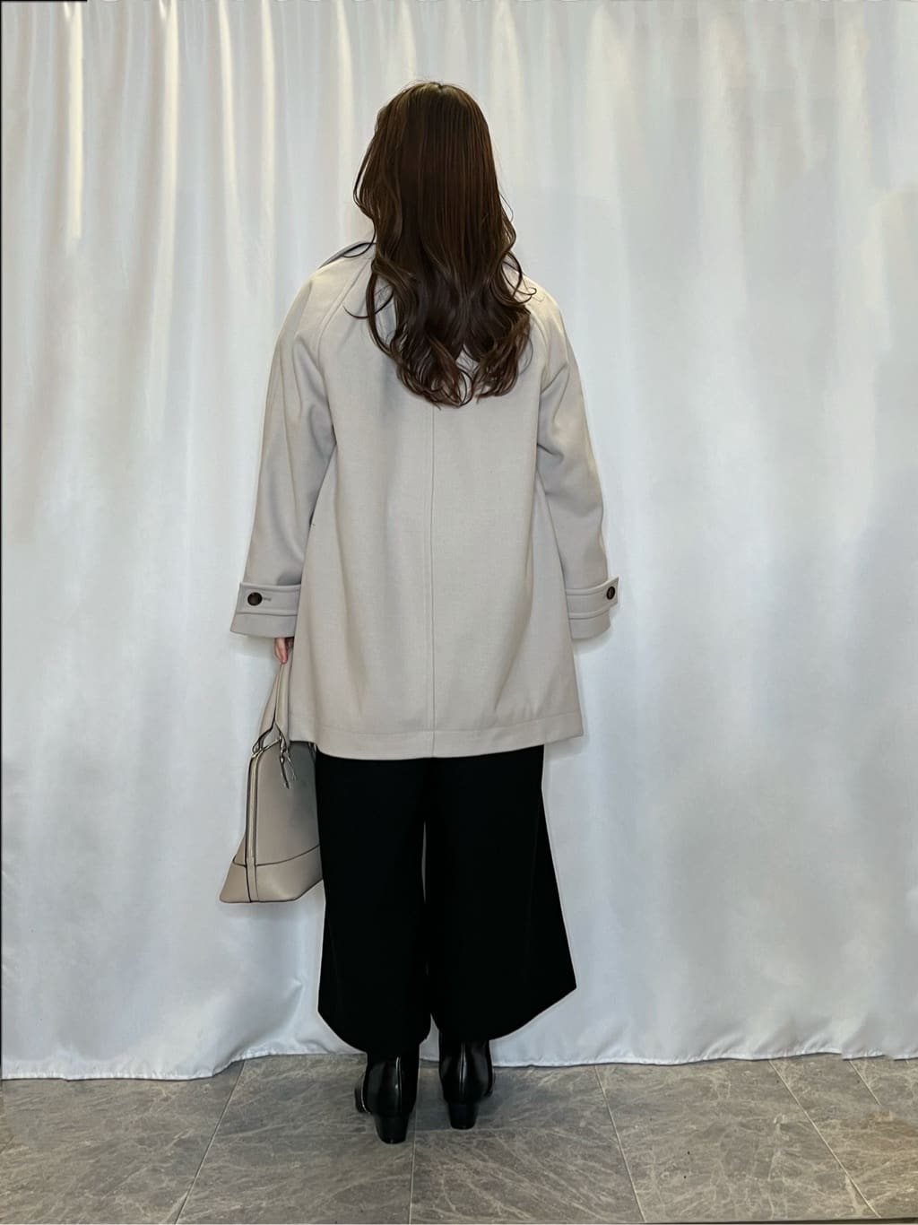 おうめさんの「SHOO･LA･RUE｜【高レビュー】ウエストゴムで穿きやすい　ガウチョパンツ」を使ったコーディネート