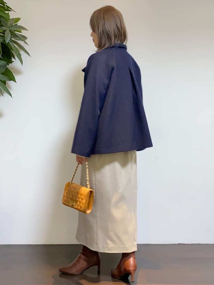 tomoさんの「UNTITLED｜【着回しが効く／オンオフアウター】ウールショートコート」を使ったコーディネート