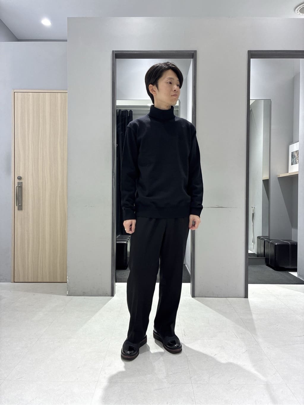 わいずみさんの「TAKEO KIKUCHI｜カラーコンビ ダウンブルゾン」を使ったコーディネート