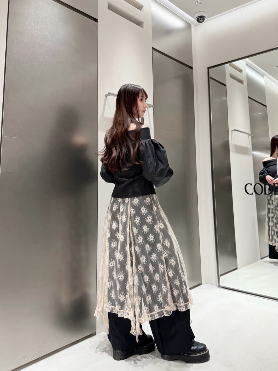 kanamiさんの「CODE A｜puff glow off top」を使ったコーディネート
