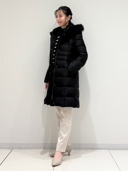 kayoさんの「INDIVI｜【名品／撥水／抗菌防臭】ロング丈リサイクルダウンコート」を使ったコーディネート