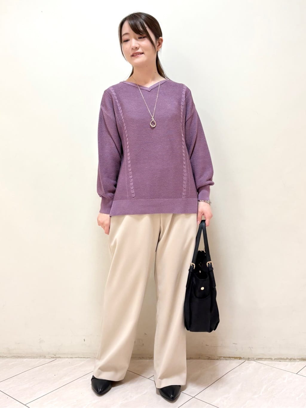 mikiさんの「Reflect｜【パンツ合わせにぴったり◎】ゆったりオフボディニット」を使ったコーディネート