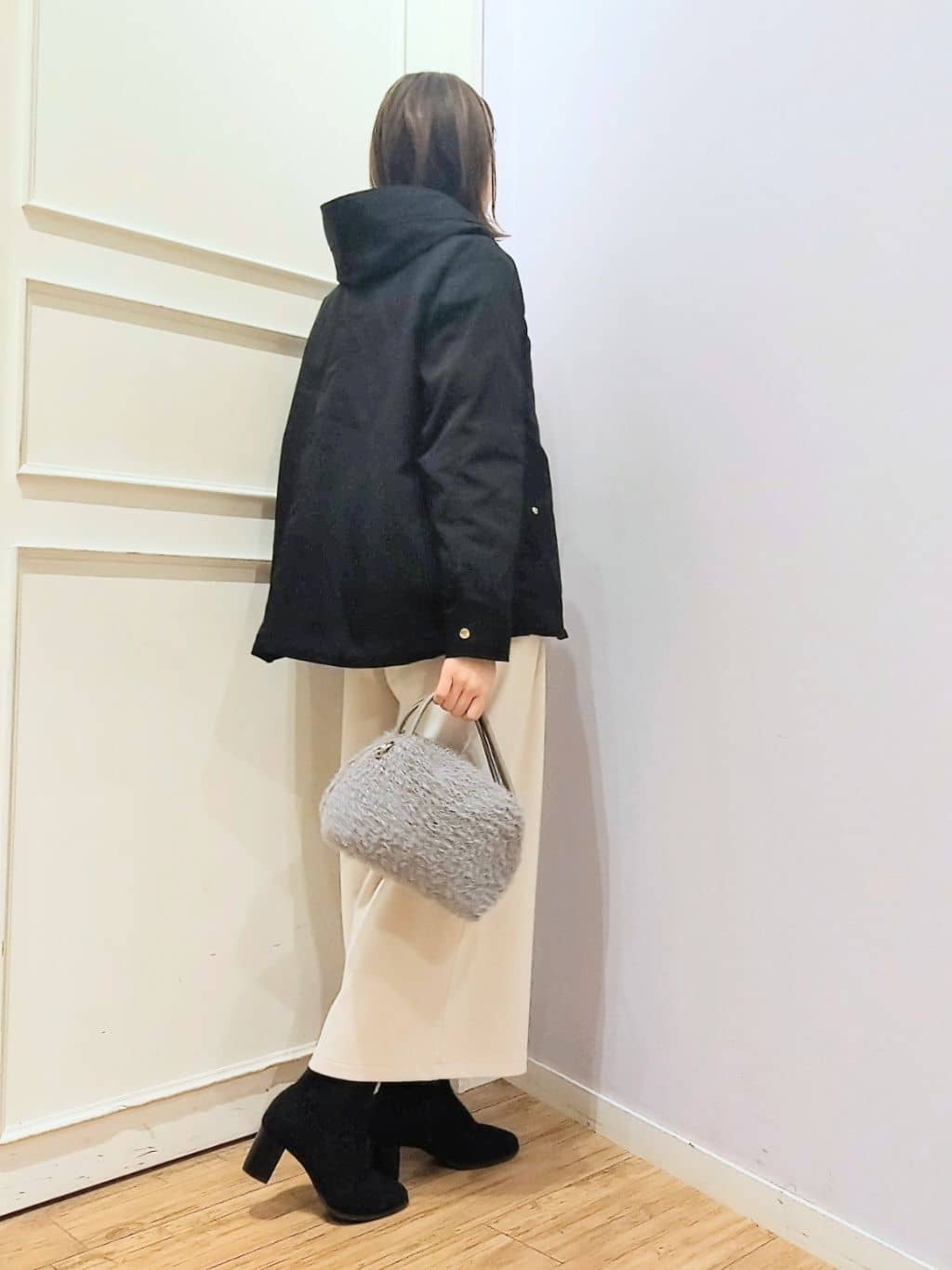 miomioさんの「SHOO･LA･RUE｜【着丈選べる/きっと虜になる】あったかもちもち ワイドパンツ」を使ったコーディネート
