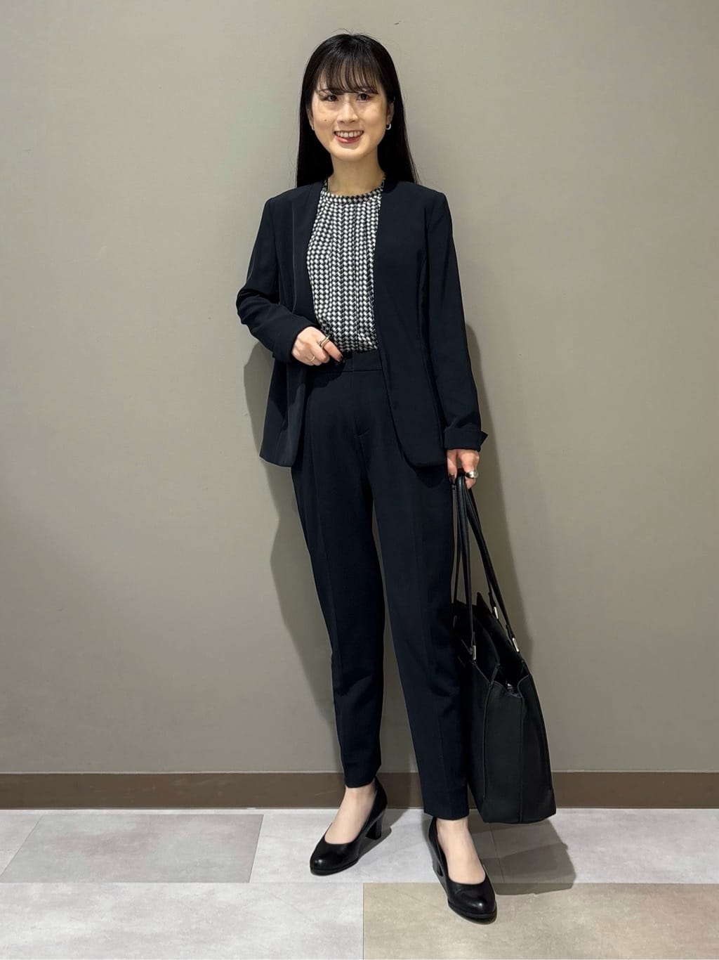 KEIKOさんの「INDIVI｜【洗える／UVケア／スーツ】ストレッチテーラードカラージャケット」を使ったコーディネート