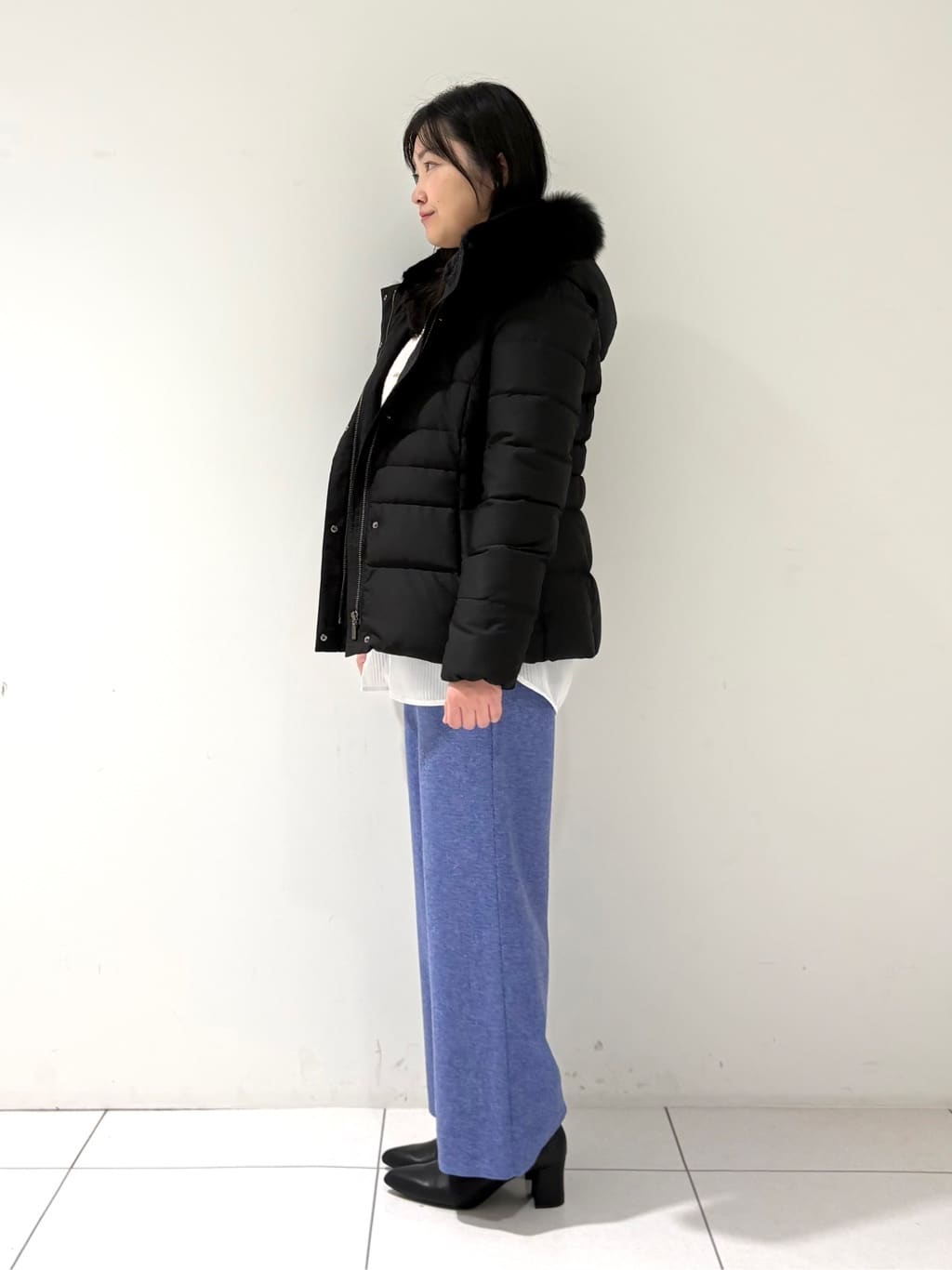 momokoさんの「INDIVI｜【洗える／ラメ／意匠感】ミックスブークレニット」を使ったコーディネート