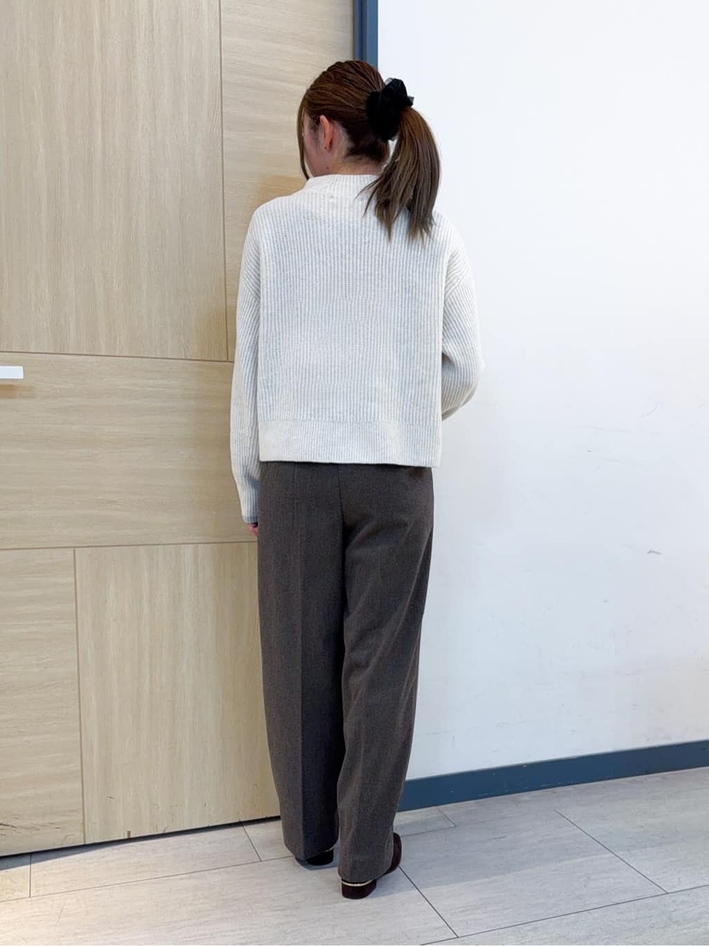 nanaさんの「grove｜フロントビットカルゼワイドパンツ」を使ったコーディネート