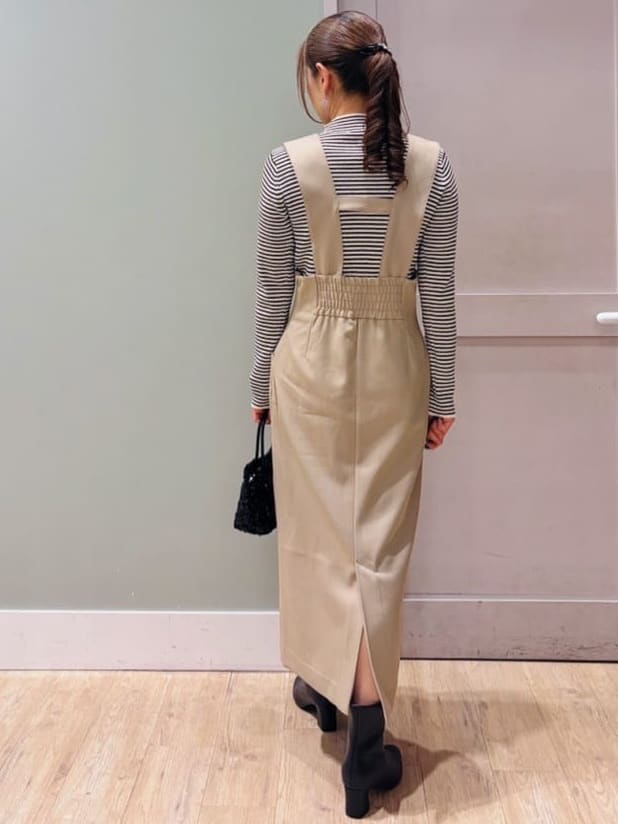 Komi☆さんの「grove｜【ウエストゴム】美シルエットなハイウエストサス付きスカート」を使ったコーディネート