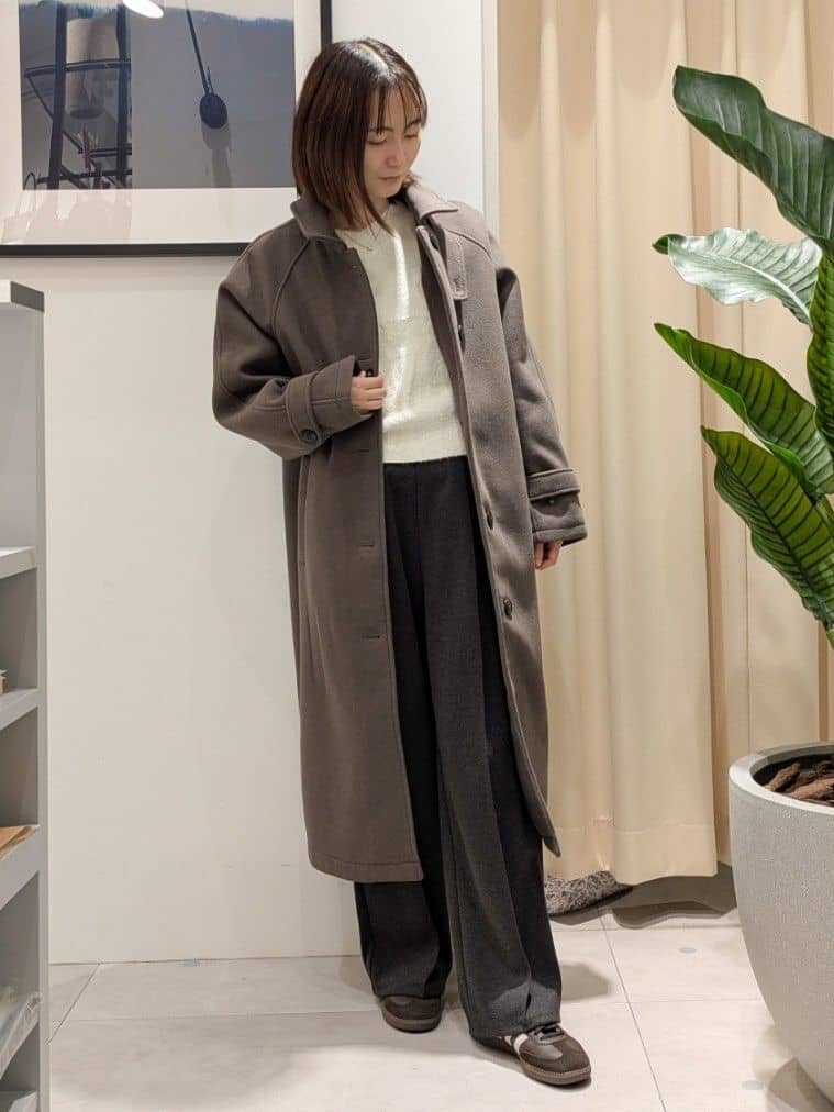 なめさんの「THE SHOP TK｜ジャージメルトンスタンドカラーコート」を使ったコーディネート