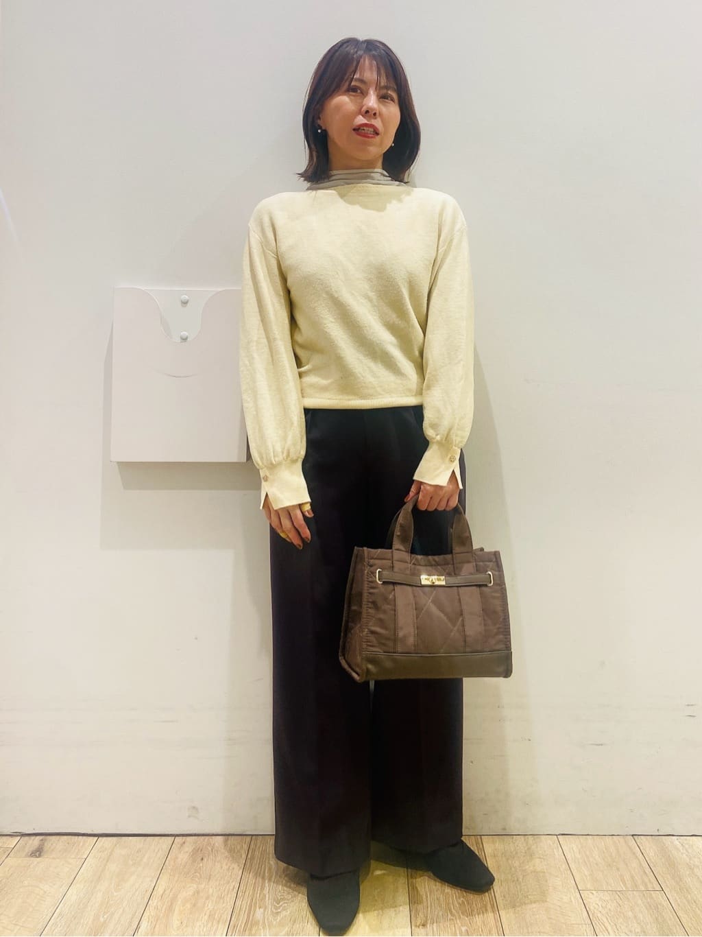 YUKOさんの「index｜シアーハイネックトップス【洗濯機OK】」を使ったコーディネート