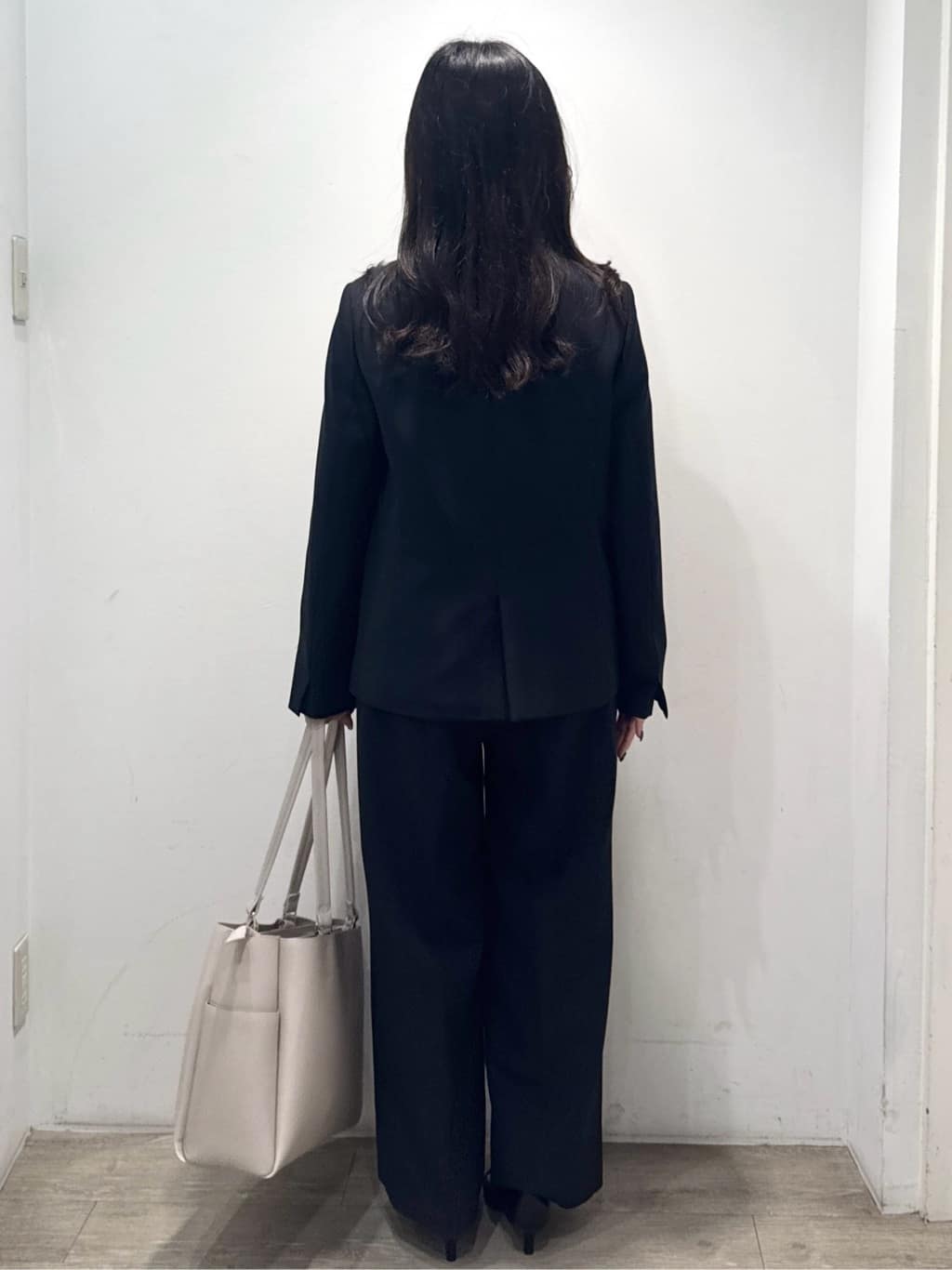 yuicciさんの「OPAQUE.CLIP｜《通勤／セットアップ対応》 Vネックジャケット／ダブルクロス【洗濯機OK】」を使ったコーディネート
