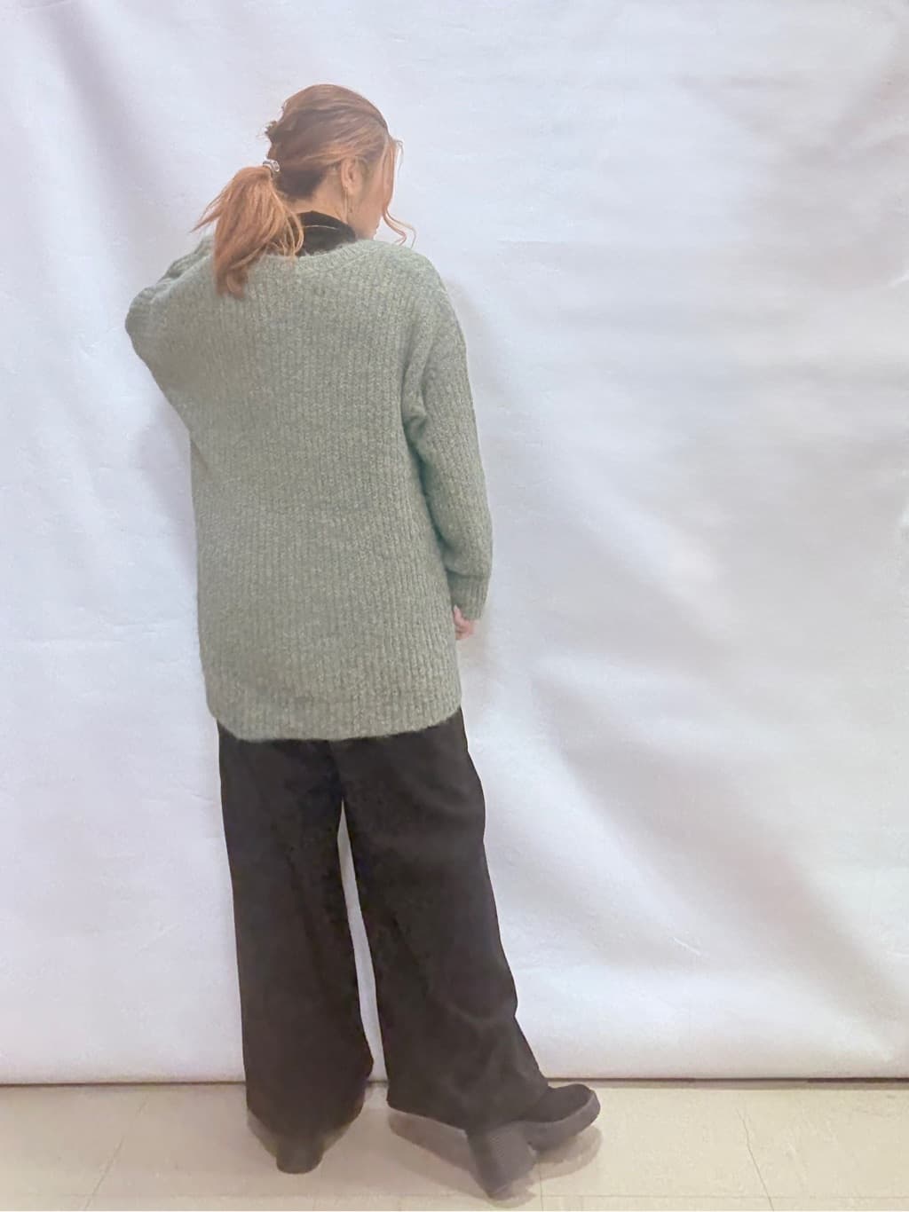 fuuさんの「SHOO･LA･RUE｜【着丈選べる/きっと虜になる】あったかもちもち ワイドパンツ」を使ったコーディネート