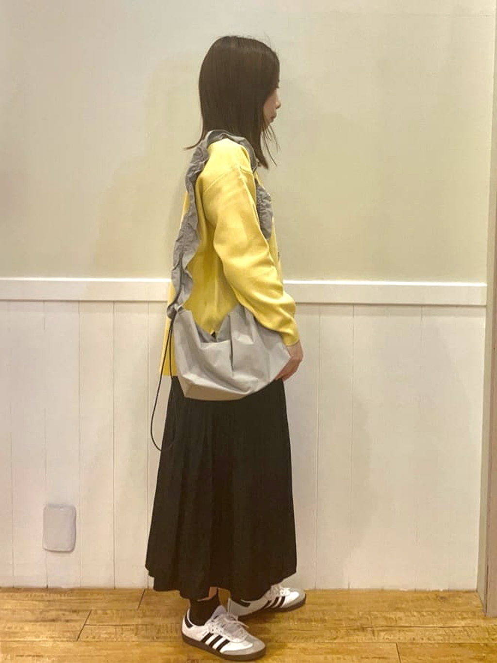 FUJIさんの「SHOO･LA･RUE｜【高レビュー/洗濯機可/S-LL】さらに軽くなった スポンディッシュ裾フェイクトップス」を使ったコーディネート