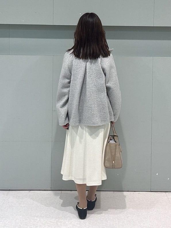 makiさんの「UNTITLED｜【8色展開／コンパクト丈】レーヨン混 コクーンニット」を使ったコーディネート