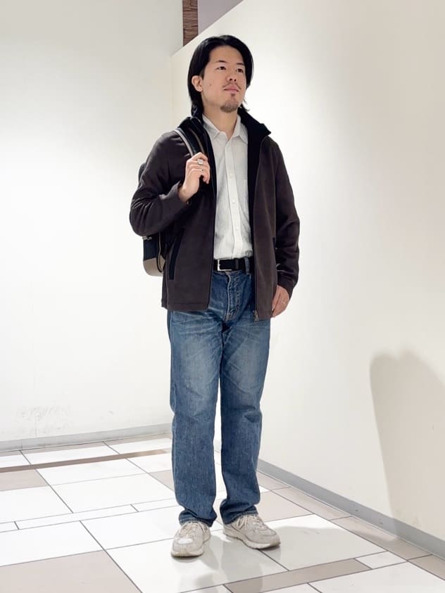 及川さんの「TAKEO KIKUCHI｜【JUST ONE LAYER】ダウンファブリック ジップアップ フード ブルゾン」を使ったコーディネート