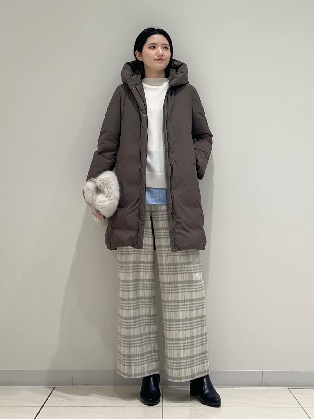 T.Kさんの「INDIVI｜【洗える／カシミヤ混】ボトルネック ドルマンスリーブニット」を使ったコーディネート