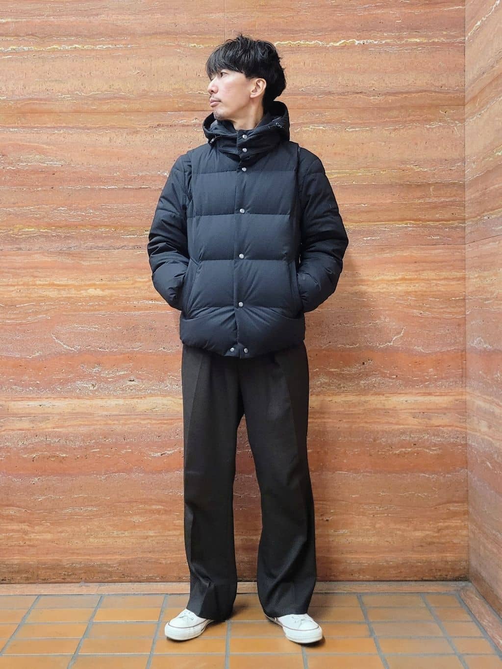 piroyaさんの「TAKEO KIKUCHI｜【袖取り外し可】デタッチャブル ダウンブルゾン」を使ったコーディネート