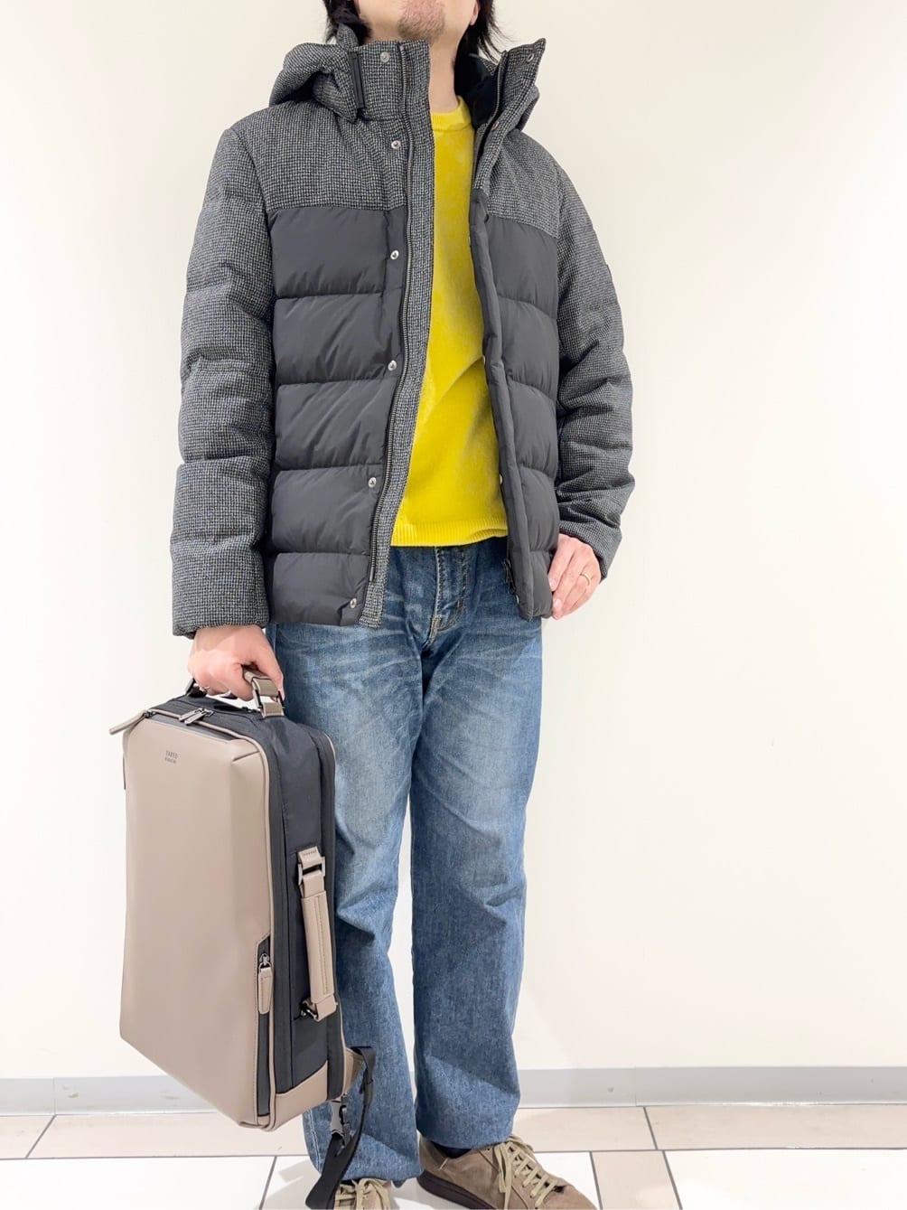 及川さんの「TAKEO KIKUCHI｜カラーコンビ ダウンブルゾン」を使ったコーディネート