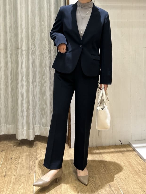 ga_riさんの「THE SHOP TK｜【通勤スタイルに】ダブルクロス ノーカラージャケット/セットアップ可」を使ったコーディネート