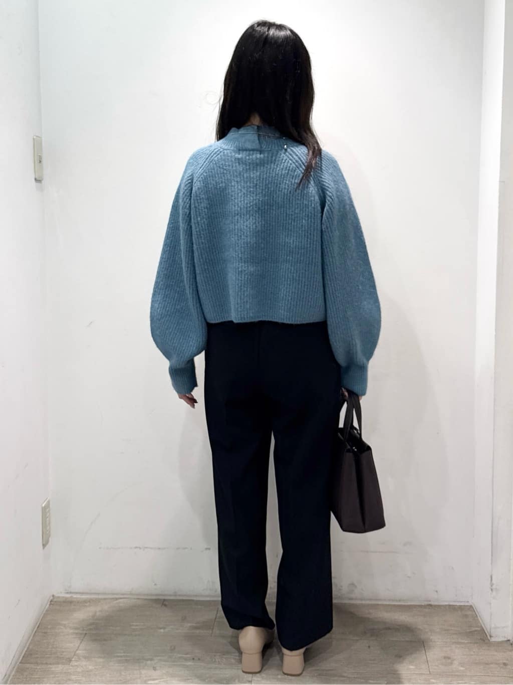yuicciさんの「OPAQUE.CLIP｜MIXミドルゲージショートあぜニット【洗濯機OK】」を使ったコーディネート
