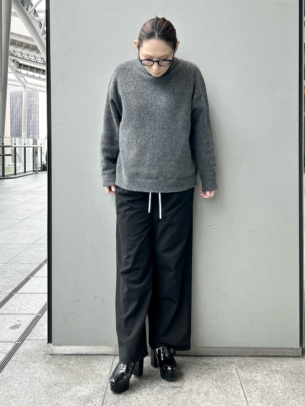 machikoさんの「ESPERANZA｜【ラク盛り/ローファー】リピーター続出／脚長美脚 厚底ローファー」を使ったコーディネート