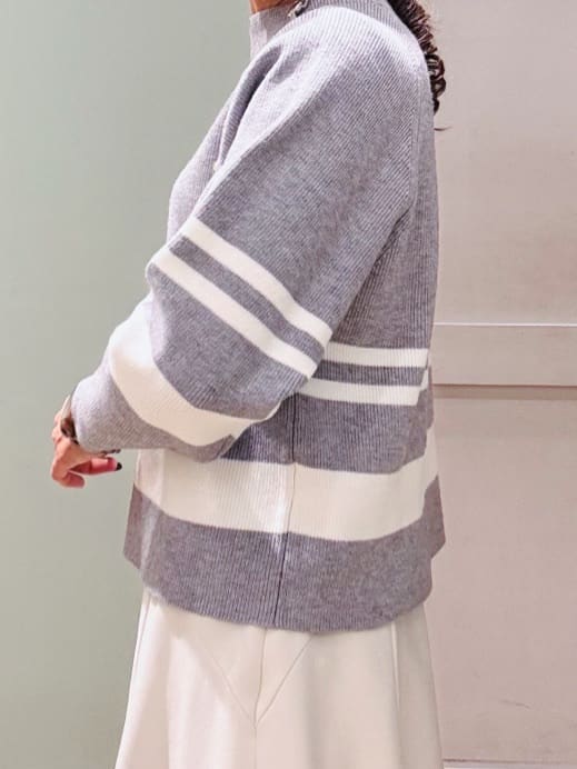 Komi☆さんの「grove｜ラグランスリーブ肩釦ニット」を使ったコーディネート