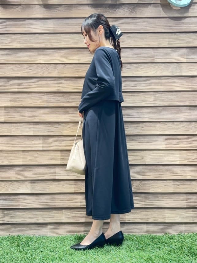himiさんの「SHOO･LA･RUE｜【S-LL】コーデに迷わずきちんと決まる セットアップ風ワンピース」を使ったコーディネート