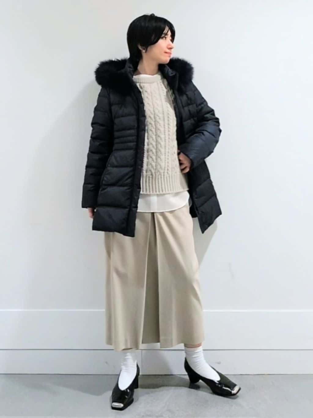 ミズタさんの「UNTITLED｜【はっ水機能/フード取り外し可】ミディダウンコート」を使ったコーディネート