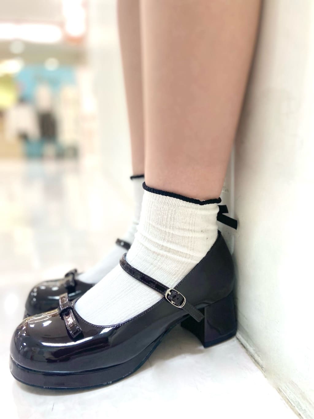 kanaさんの「ESPERANZA｜リボン付きストラップパンプス」を使ったコーディネート